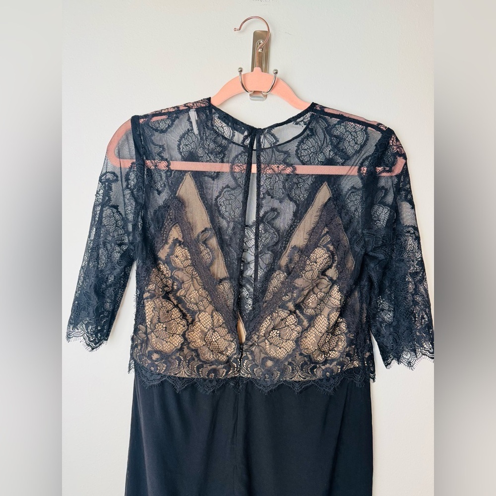 SANDRO BLACK LACE STRAIGHT CUT OPEN BACK DRESS SMALL EXCELLENT CONDITION - Picture 6 of 10